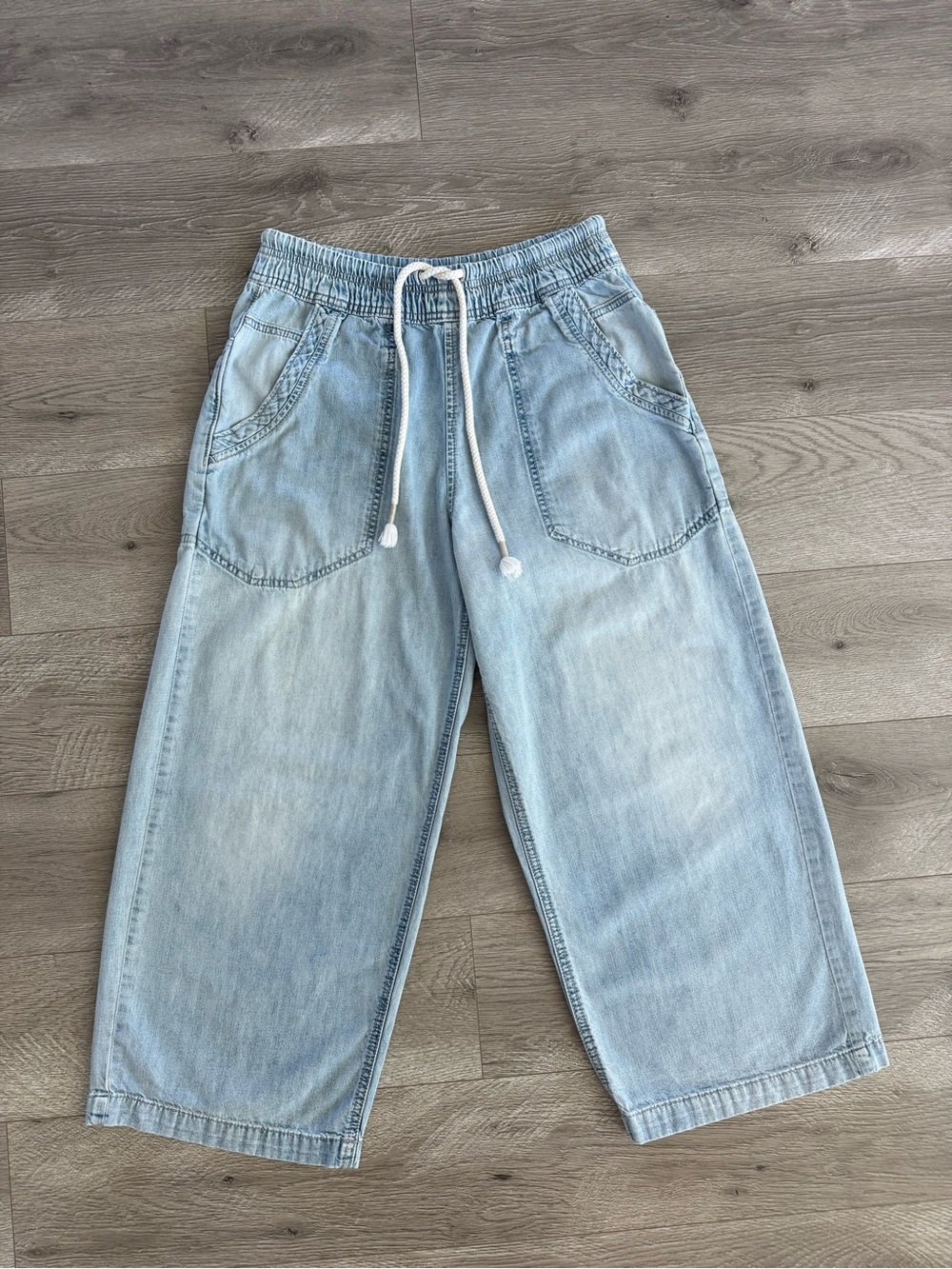 Free People We the Free Easy Peasy Pull-On Wide Leg Jeans Light Wash Size XS - Picture 2 of 15